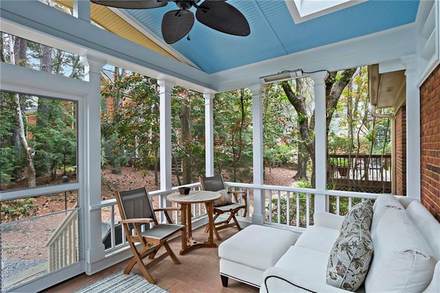 16 Ivy Chase NE, Atlanta, GA 30342