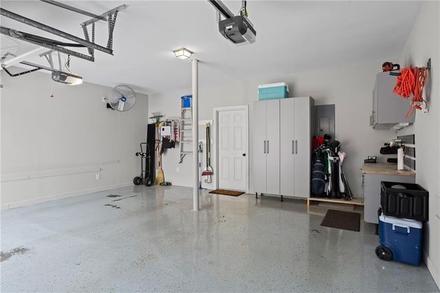 16 Ivy Chase NE, Atlanta, GA 30342