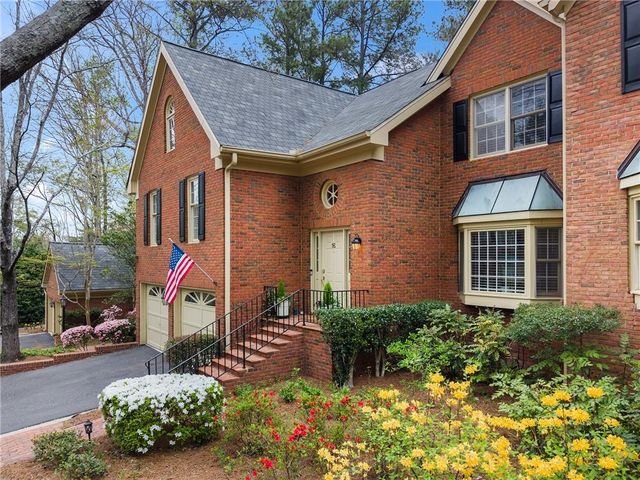 16 Ivy Chase NE, Atlanta, GA 30342