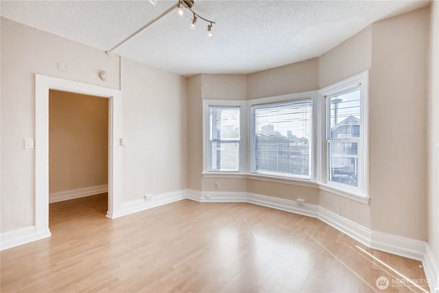 310 Aloha Street, Seattle, WA 98109