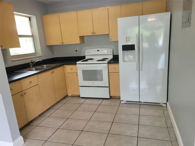 4107 Riverside Drive A, Coral Springs, FL 33065