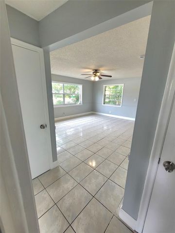 4107 Riverside Drive A, Coral Springs, FL 33065