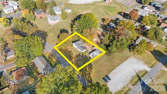 145 Duke Street, Mocksville, NC 27014