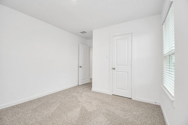 5143 Sunset Oaks Drive, Fresno, TX 77545