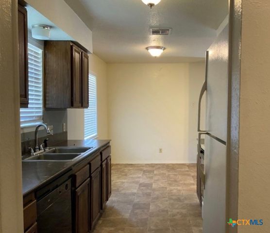 1409 Paseo Del Oro, Temple, TX 76502