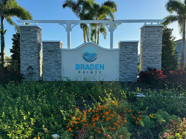 2822 NEWBERN BANKS DRIVE, Bradenton, FL 34208