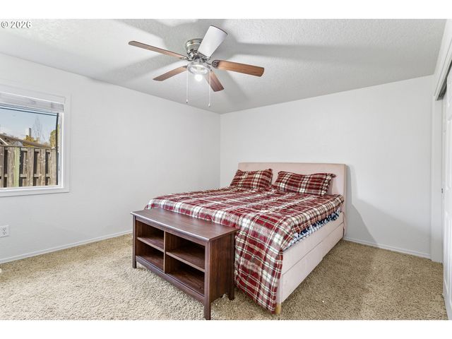 2211 23RD Ave, Forest Grove, OR 97116