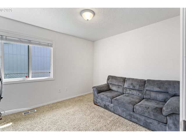 2211 23RD Ave, Forest Grove, OR 97116