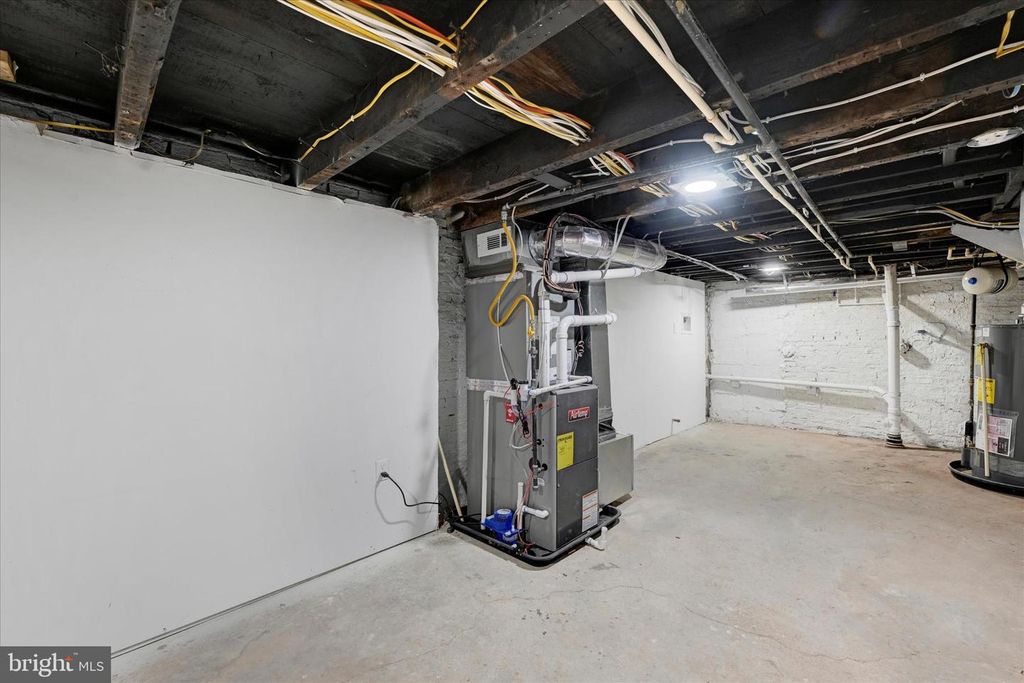 Image 15 of property listing at 864 LEMMON ST, Baltimore, MD 21201