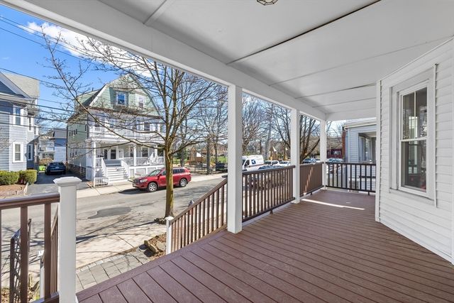 18 Paulina St 1, Somerville, MA 02144