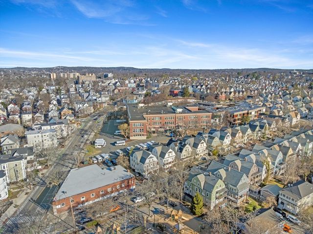 18 Paulina St 1, Somerville, MA 02144