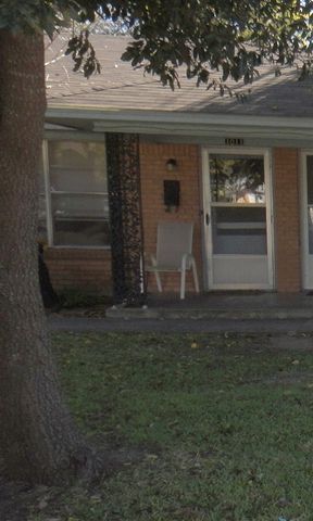 1011 Crescent Street, Denton, TX 76201