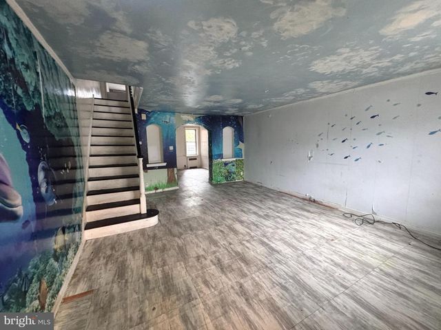 5117 D ST, Philadelphia, PA 19120