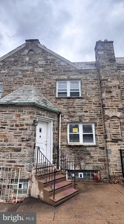 5117 D ST, Philadelphia, PA 19120