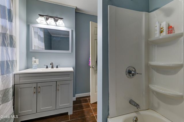 6241 NY-30, Amsterdam, NY 12010