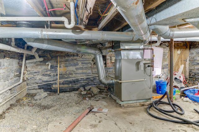 6241 NY-30, Amsterdam, NY 12010