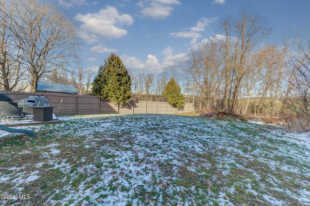 6241 NY-30, Amsterdam, NY 12010