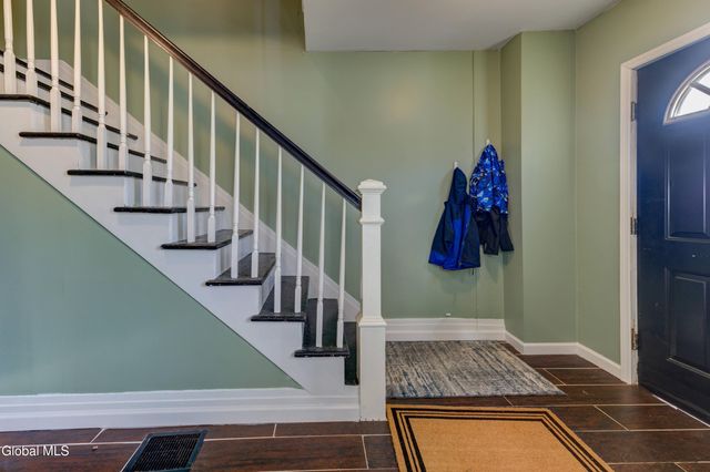 6241 NY-30, Amsterdam, NY 12010