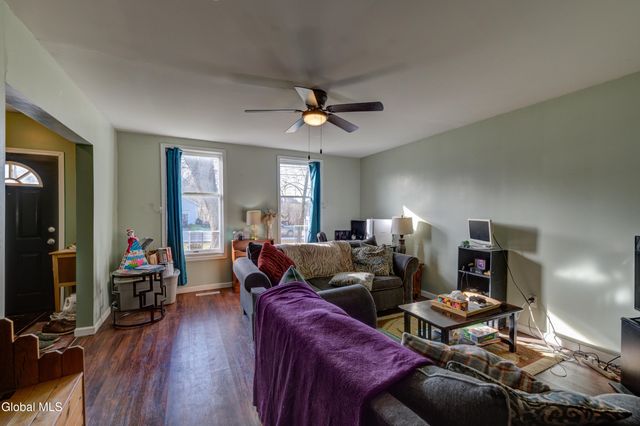 6241 NY-30, Amsterdam, NY 12010