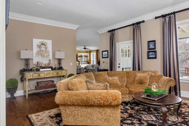 5561 Parker Branch Rd, Franklin, TN 37064