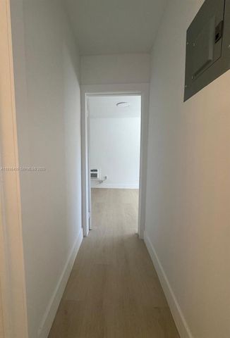 7535 NE 2nd Ct 6, Miami, FL 33138