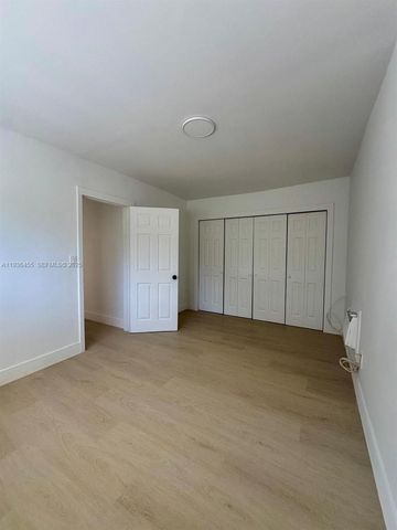 7535 NE 2nd Ct 6, Miami, FL 33138