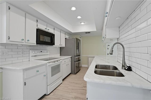 3956 Sabal Springs BLVD, North Fort Myers, FL 33917