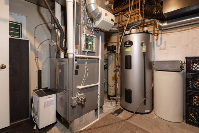 1111 S Shore Drive, Detroit Lakes, MN 56501