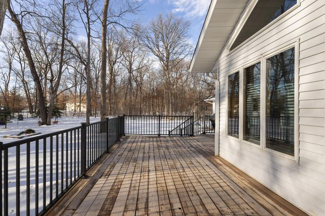 1111 S Shore Drive, Detroit Lakes, MN 56501