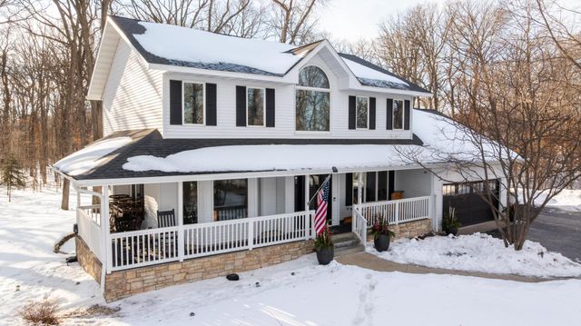 1111 S Shore Drive, Detroit Lakes, MN 56501