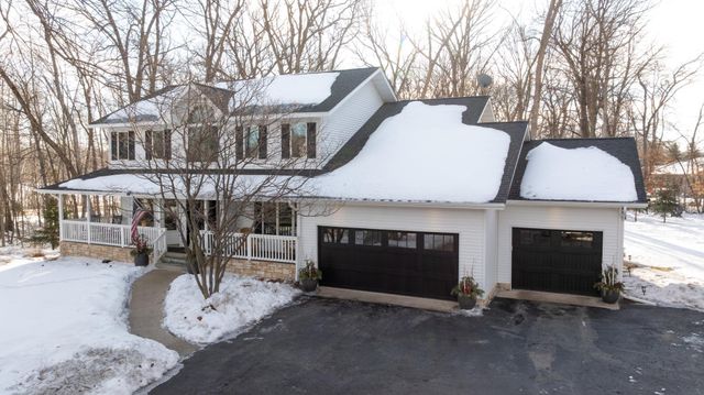 1111 S Shore Drive, Detroit Lakes, MN 56501