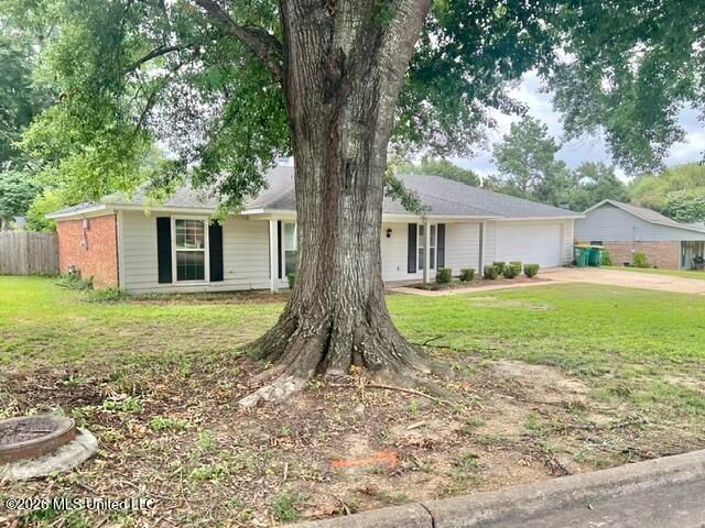 310 Longmeadow Drive, Ridgeland, MS 39157