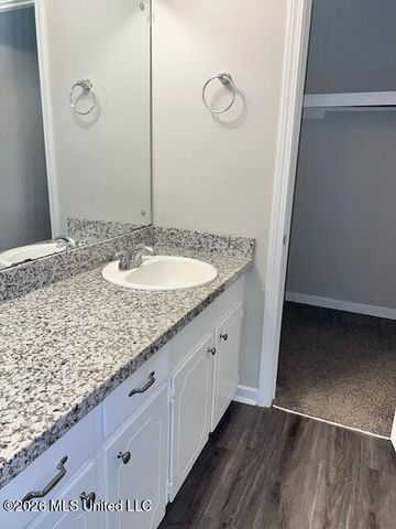 310 Longmeadow Drive, Ridgeland, MS 39157
