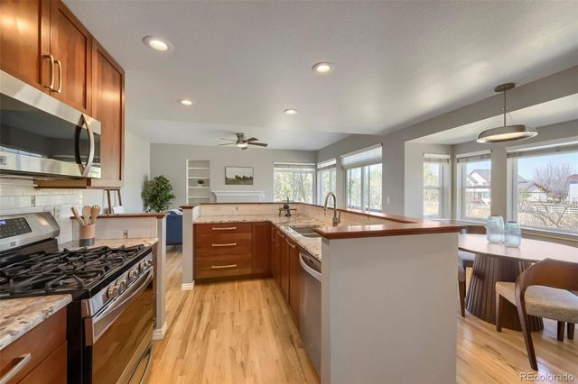 3965 Hawthorne Circle, Longmont, CO 80503