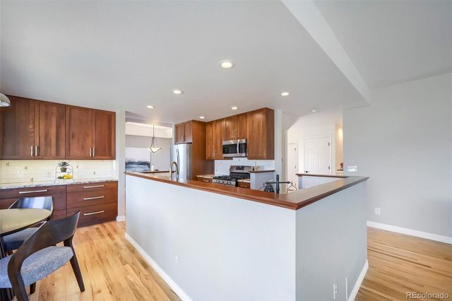 3965 Hawthorne Circle, Longmont, CO 80503