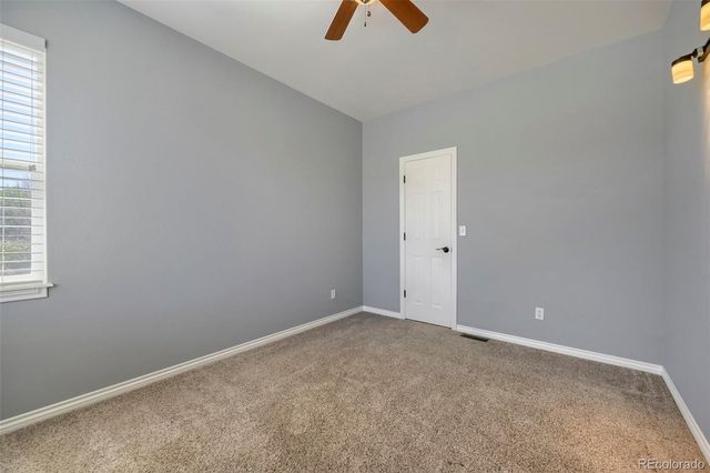 3965 Hawthorne Circle, Longmont, CO 80503