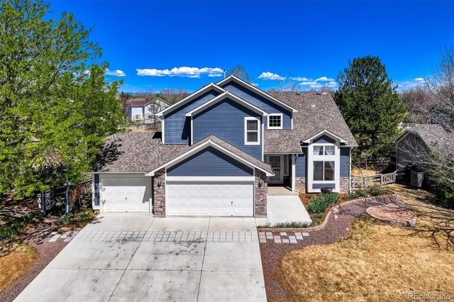 3965 Hawthorne Circle, Longmont, CO 80503