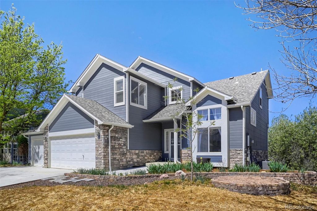 3965 Hawthorne Circle, Longmont, CO 80503