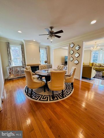 6413 DIVINE ST, Mclean, VA 22101