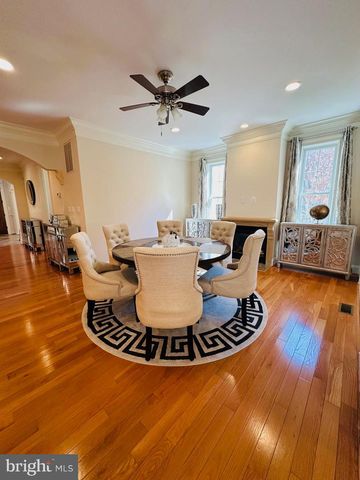 6413 DIVINE ST, Mclean, VA 22101