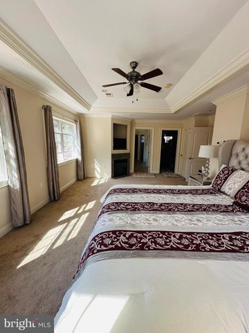 6413 DIVINE ST, Mclean, VA 22101