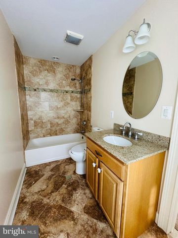 6413 DIVINE ST, Mclean, VA 22101