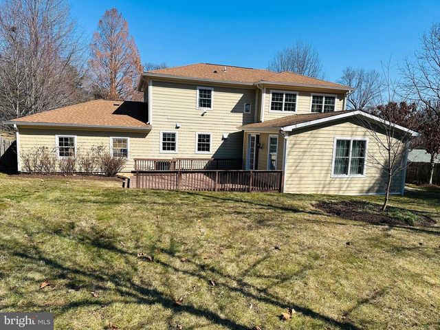 6413 DIVINE ST, Mclean, VA 22101