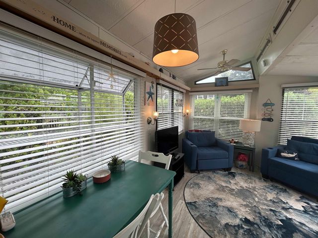 308 State Route 286 Unit 102, Seabrook, NH 03874