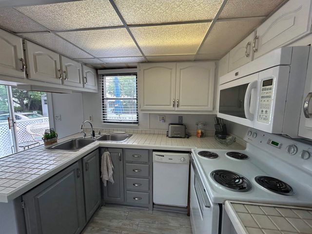 308 State Route 286 Unit 102, Seabrook, NH 03874