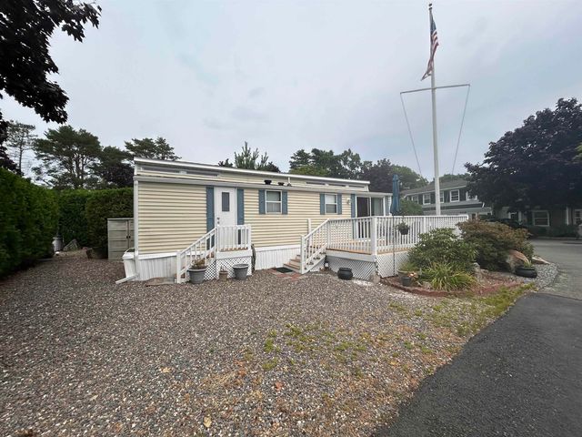 308 State Route 286 Unit 102, Seabrook, NH 03874