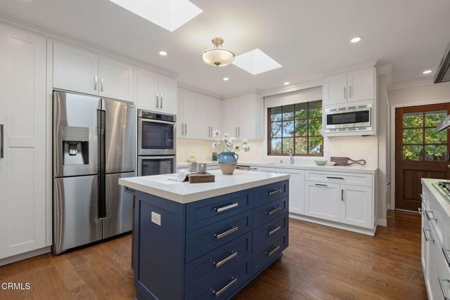 250 N San Rafael Avenue, Pasadena, CA 91105
