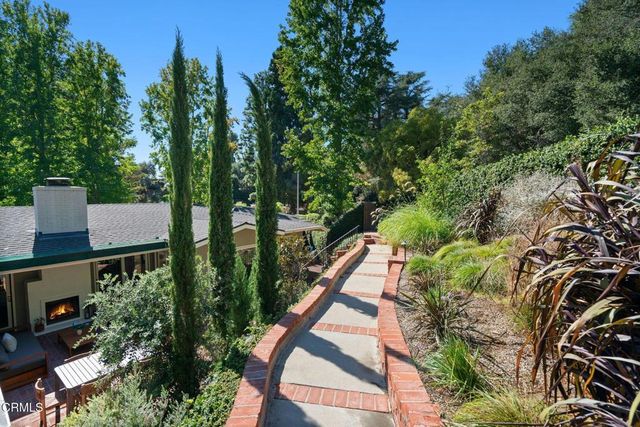 250 N San Rafael Avenue, Pasadena, CA 91105