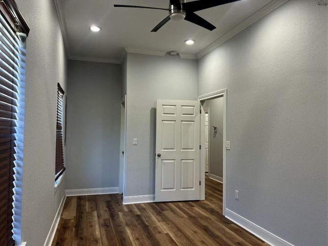 724 FRANKLIN STREET, Bellevue, TX 76228