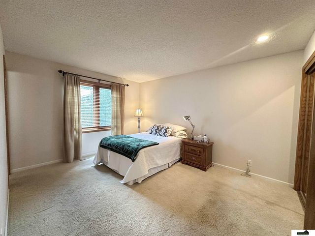 8218 Stockwell Street, Lincoln, NE 68506